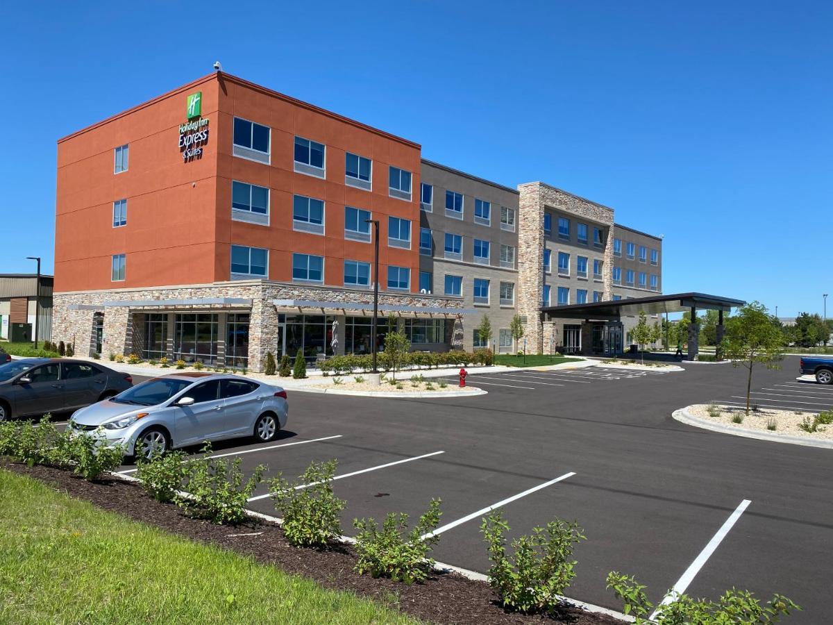 Holiday Inn Express & Suites - Madison West - Middleton By Ihg Zewnętrze zdjęcie