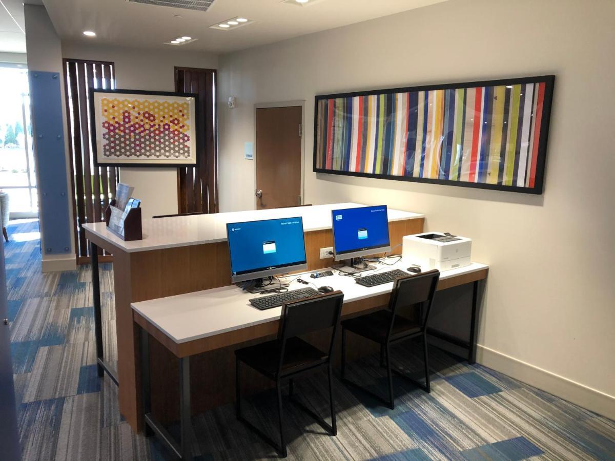 Holiday Inn Express & Suites - Madison West - Middleton By Ihg Zewnętrze zdjęcie