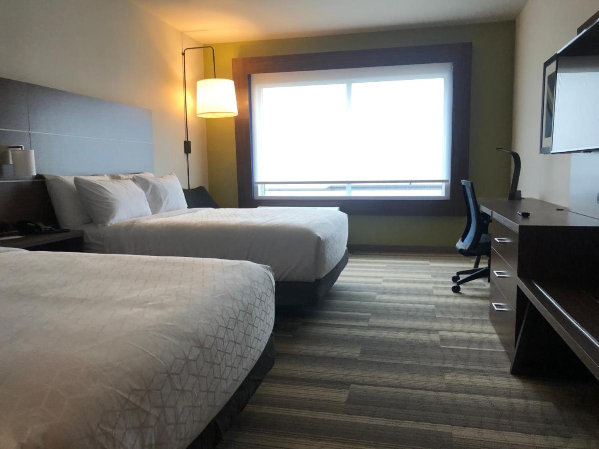 Holiday Inn Express & Suites - Madison West - Middleton By Ihg Zewnętrze zdjęcie