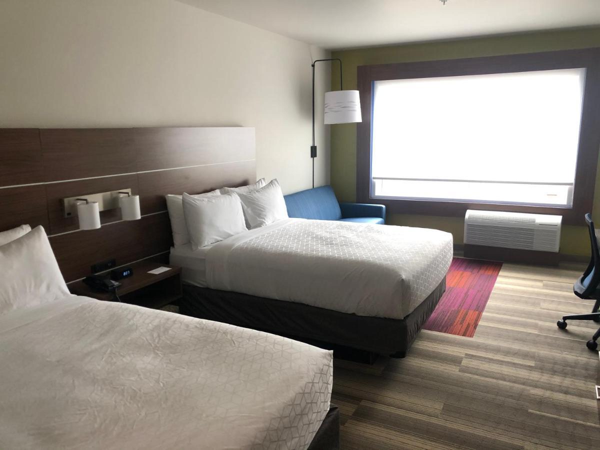 Holiday Inn Express & Suites - Madison West - Middleton By Ihg Zewnętrze zdjęcie