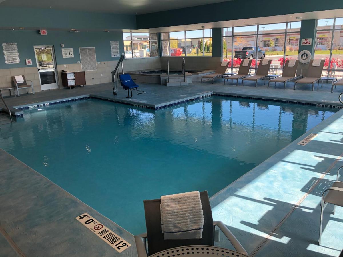 Holiday Inn Express & Suites - Madison West - Middleton By Ihg Zewnętrze zdjęcie