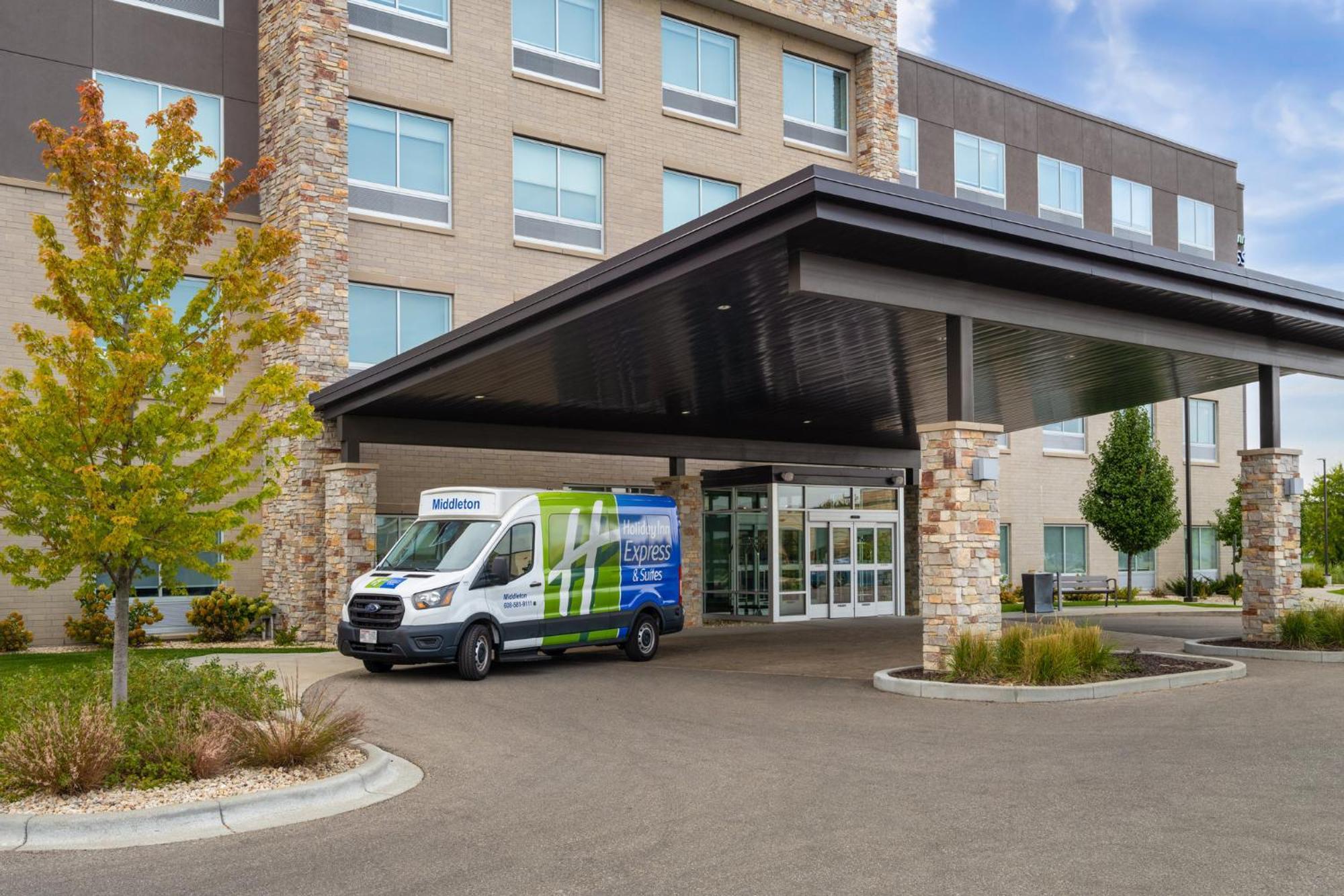 Holiday Inn Express & Suites - Madison West - Middleton By Ihg Zewnętrze zdjęcie