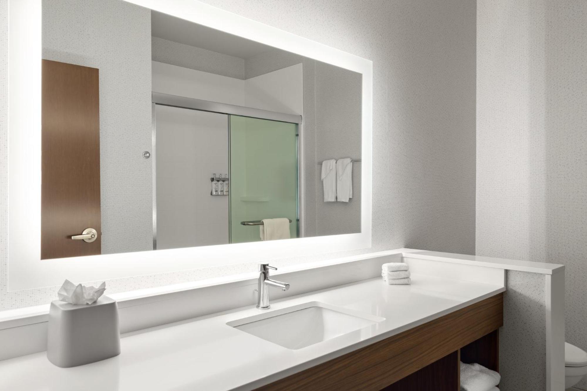 Holiday Inn Express & Suites - Madison West - Middleton By Ihg Zewnętrze zdjęcie