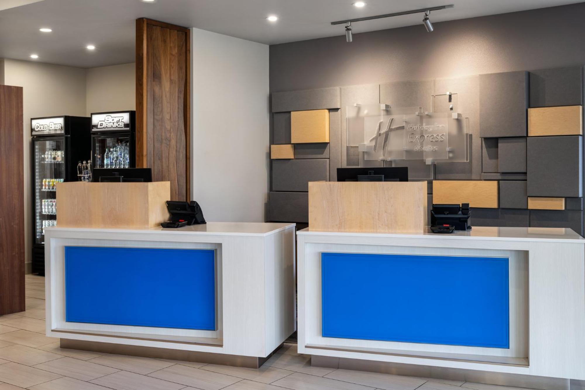 Holiday Inn Express & Suites - Madison West - Middleton By Ihg Zewnętrze zdjęcie